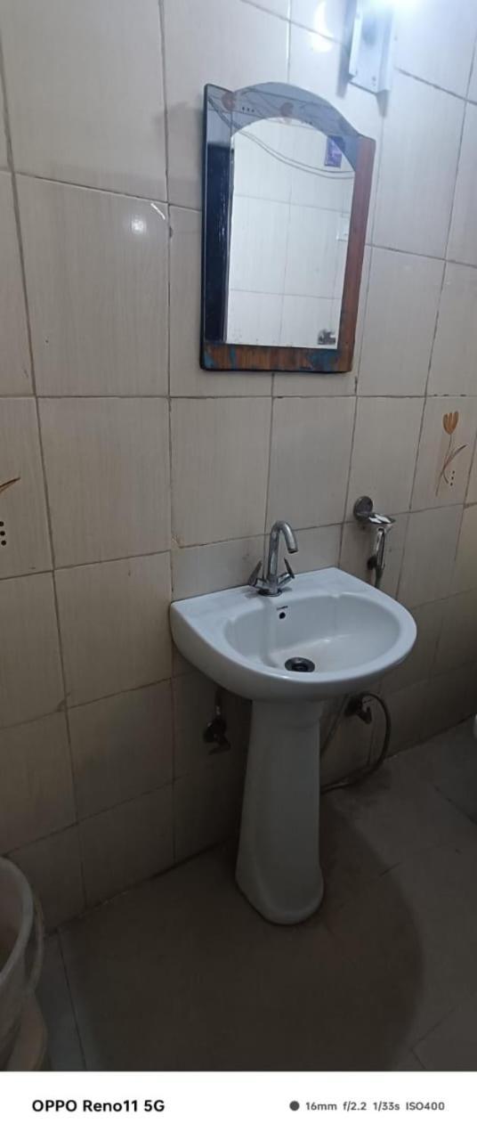 Airport Hotel Pariksheet Inn New Delhi Eksteriør bilde